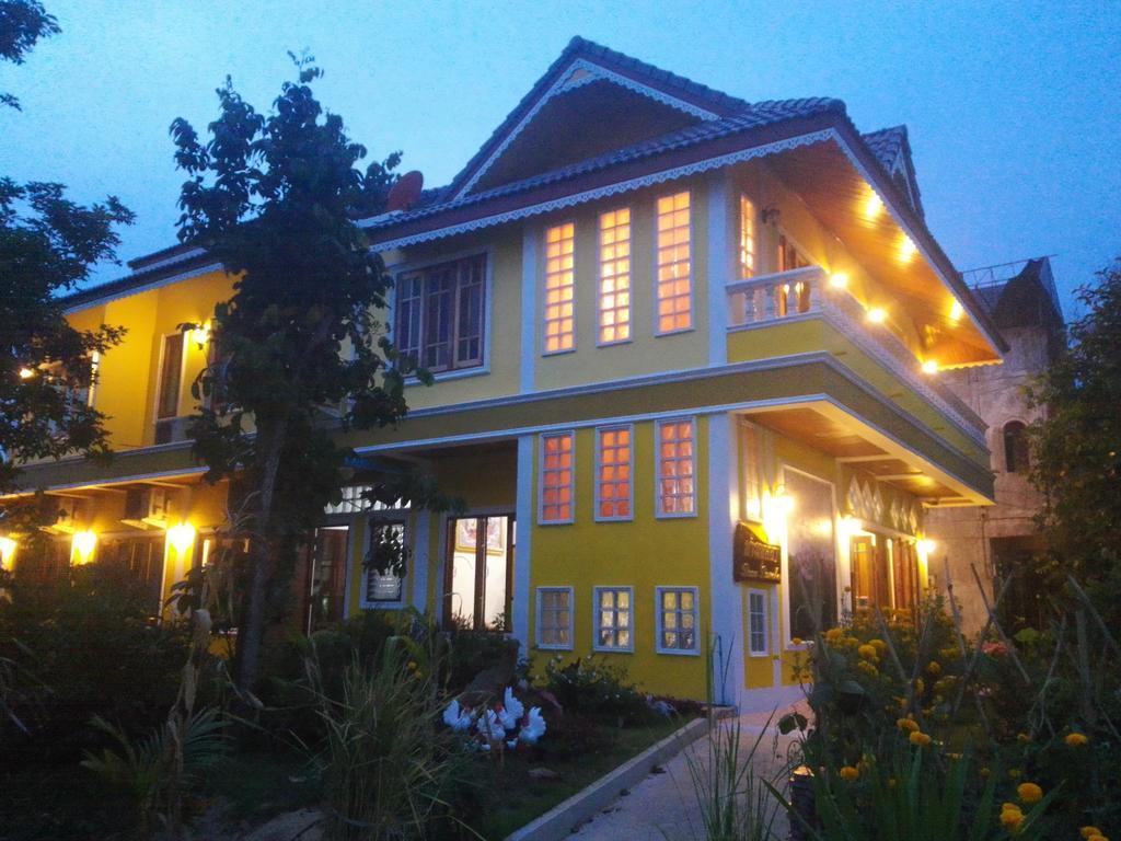 Baan Bussaba Hotel Транг Экстерьер фото